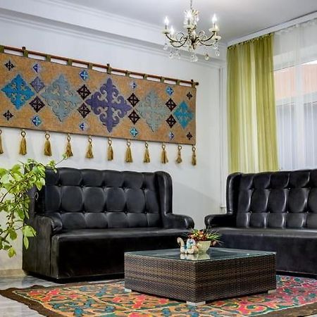 Olive Hotel Kochkor 외부 사진
