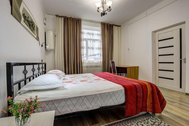 Olive Hotel Kochkor 외부 사진