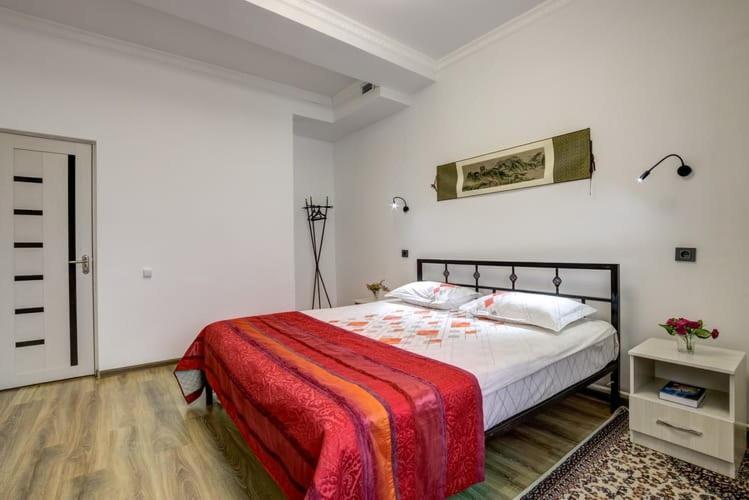Olive Hotel Kochkor 외부 사진